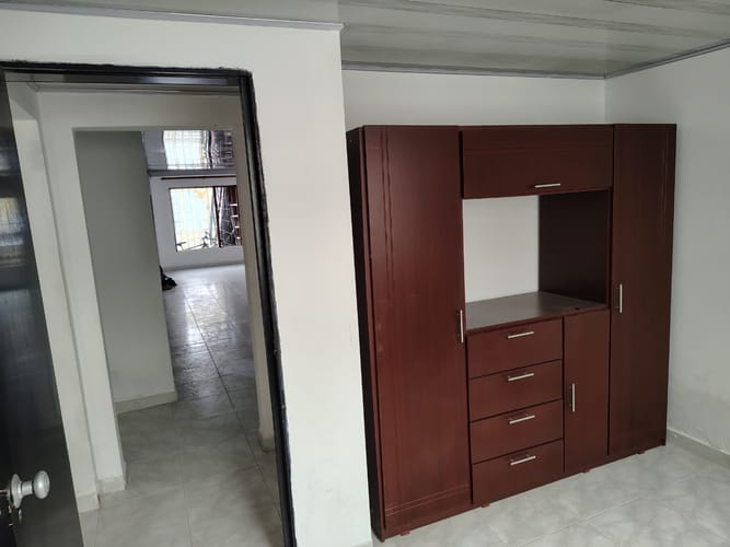 Casa de 7 alcobas en venta en Madelena, Bogotá, 256 m² · foto 12 de 24