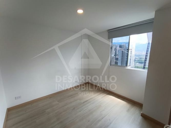 Apartamento de 3 alcobas en arriendo en El Poblado, Medellín, 83 m² · foto 7 de 16
