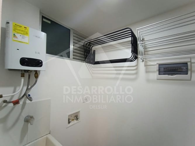 Apartamento de 3 alcobas en arriendo en El Poblado, Medellín, 83 m² · foto 12 de 16