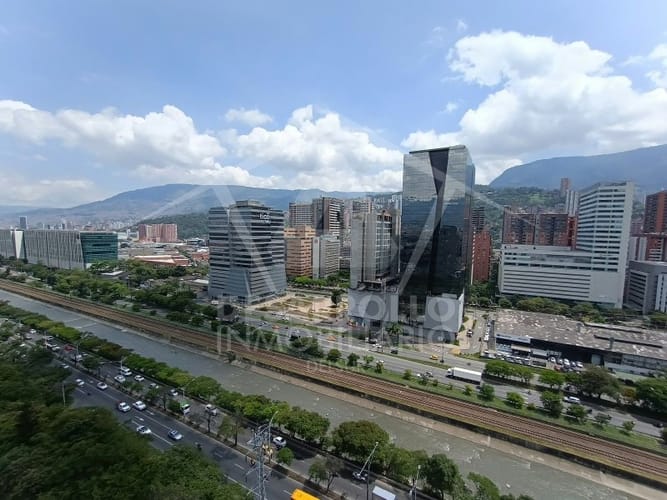 Apartamento de 3 alcobas en arriendo en El Poblado, Medellín, 83 m² · foto 16 de 16