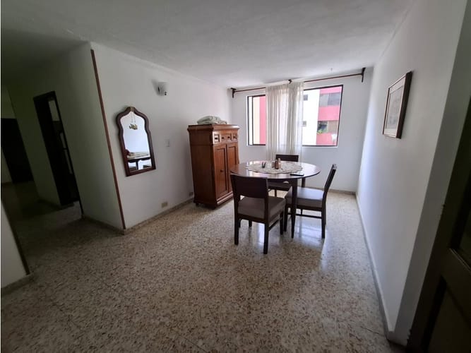 Apartamento de 3 alcobas en venta en Quintas De Don Simon, Cali, 86 m² · foto 2 de 17