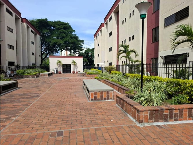 Apartamento de 3 alcobas en venta en Quintas De Don Simon, Cali, 86 m² · foto 13 de 17