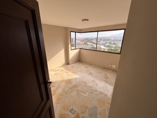 Apartamento de 3 alcobas en arriendo en Quintas De Don Simon, Cali, 100 m² · foto 15 de 24