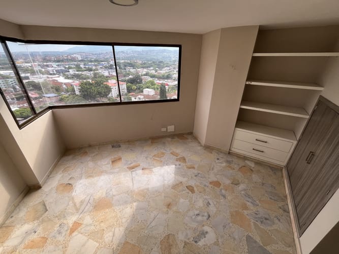 Apartamento de 3 alcobas en arriendo en Quintas De Don Simon, Cali, 100 m² · foto 16 de 24
