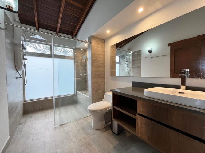 Casa de 4 alcobas en arriendo en Mugá, Envigado, 550 m² · foto 16 de 20