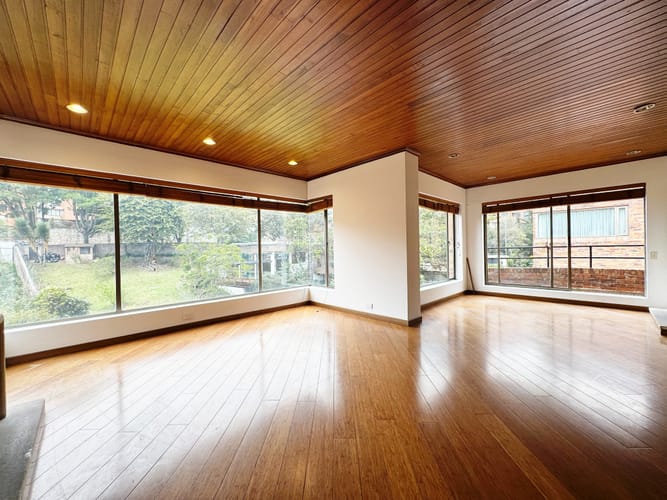Apartamento de 2 alcobas en arriendo en Chapinero, Bogotá, 200 m² · foto 2 de 23