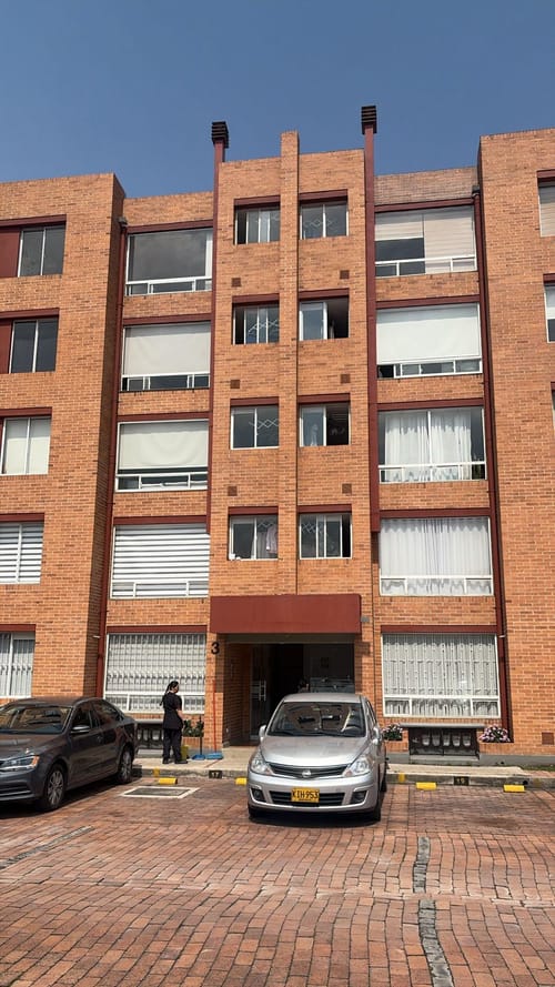 Apartamento de 3 alcobas en venta en Mazuren, Bogotá, 62 m² · foto 12 de 13