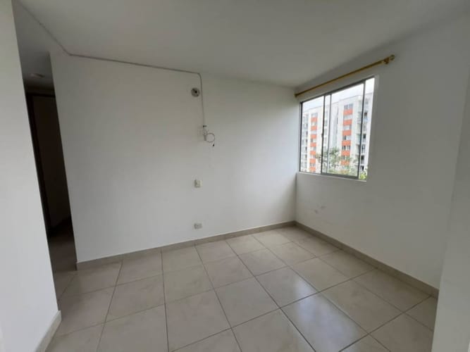 Apartamento de 2 alcobas en arriendo en Cr. Los Naranjos, Jamundí, 72 m² · foto 3 de 24
