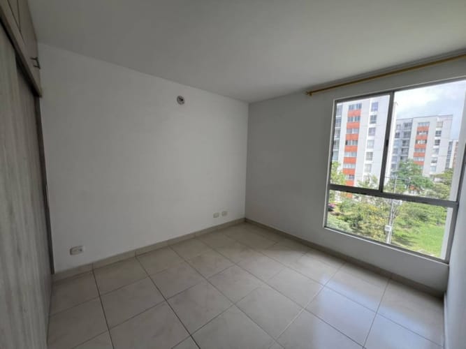 Apartamento de 2 alcobas en arriendo en Cr. Los Naranjos, Jamundí, 72 m² · foto 12 de 24