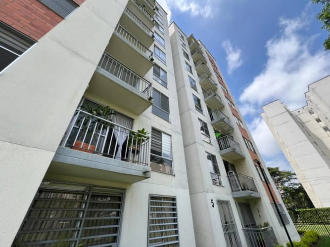Apartamento de 2 alcobas en arriendo en Cr. Los Naranjos, Jamundí, 72 m² · foto 21 de 24