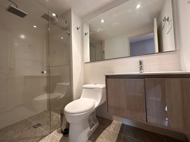 Apartamento de 2 alcobas en arriendo en Santa Barbara, Bogotá, 90 m² · foto 13 de 21