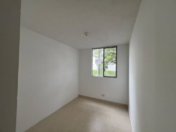 Apartamento de 2 alcobas en arriendo en Conjunto La Guabinera, Yumbo, 57 m² · foto 6 de 18