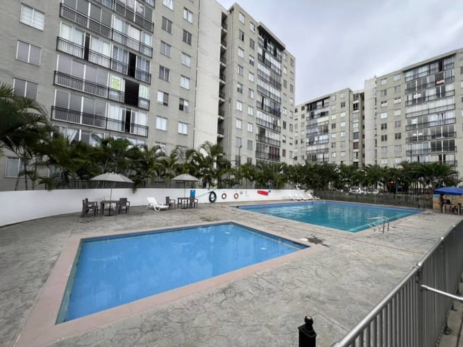 Apartamento de 2 alcobas en arriendo en Conjunto La Guabinera, Yumbo, 57 m² · foto 16 de 18
