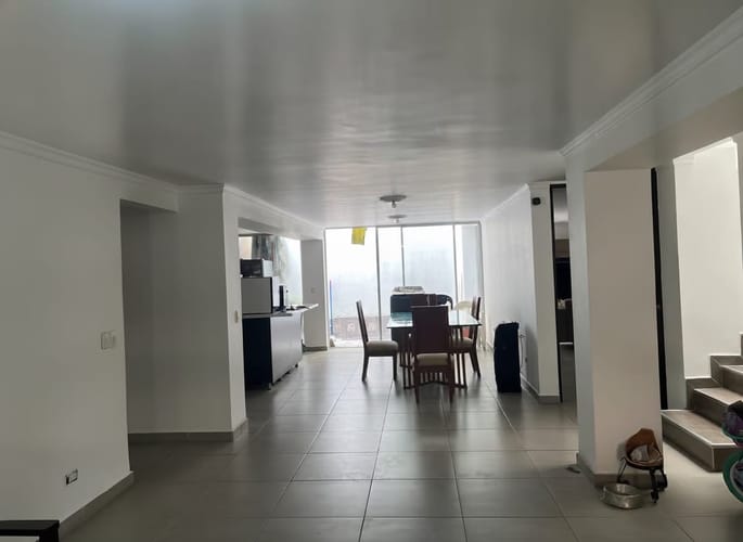 Casa de 4 alcobas en venta en Belen La Palma, Medellín, 258 m² · foto 5 de 24