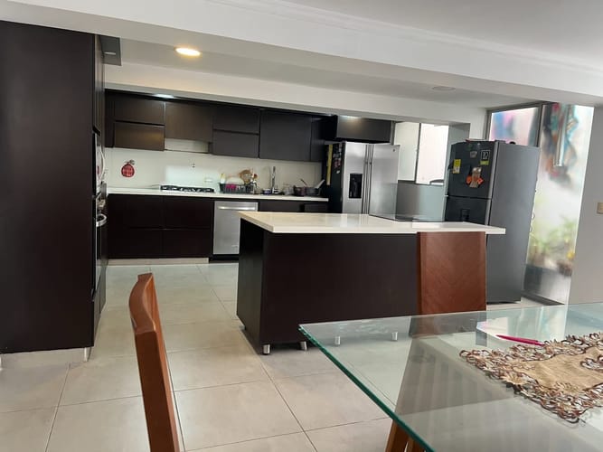 Casa de 4 alcobas en venta en Belen La Palma, Medellín, 258 m² · foto 4 de 24