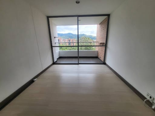 Apartamento de 2 alcobas en arriendo en Loma Del Esmeraldal, Envigado, 90 m² · foto 5 de 24