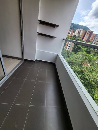 Apartamento de 2 alcobas en arriendo en Loma Del Esmeraldal, Envigado, 90 m² · foto 6 de 24