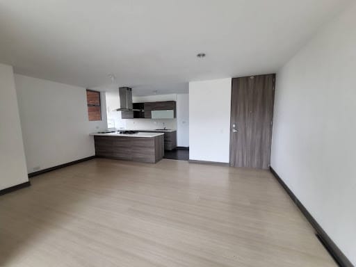 Apartamento de 2 alcobas en arriendo en Loma Del Esmeraldal, Envigado, 90 m² · foto 10 de 24