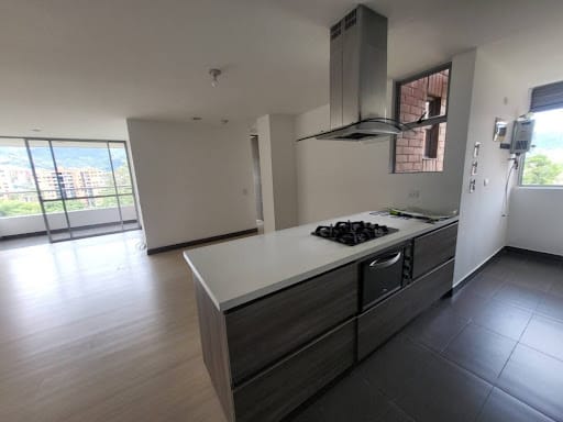 Apartamento de 2 alcobas en arriendo en Loma Del Esmeraldal, Envigado, 90 m² · foto 14 de 24