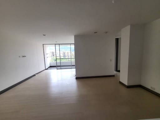 Apartamento de 2 alcobas en arriendo en Loma Del Esmeraldal, Envigado, 90 m² · foto 15 de 24
