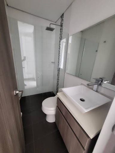 Apartamento de 2 alcobas en arriendo en Loma Del Esmeraldal, Envigado, 90 m² · foto 16 de 24