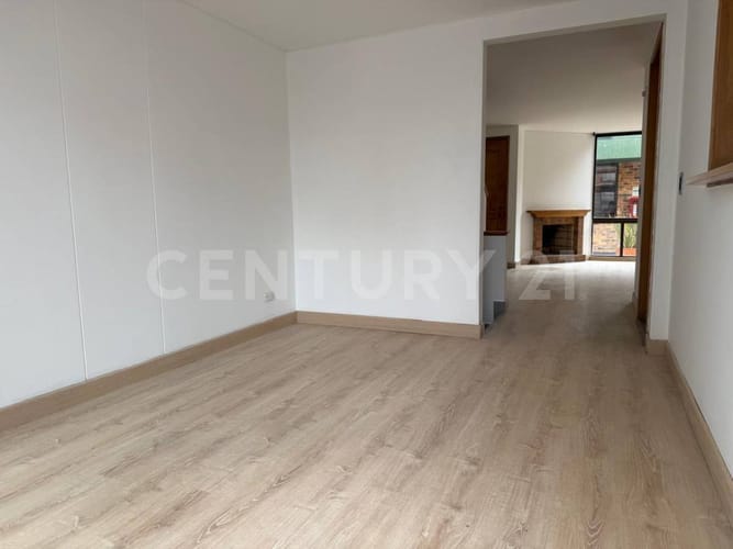 Casa de 3 alcobas en arriendo en Los Cedritos, Bogotá, 151 m² · foto 2 de 20