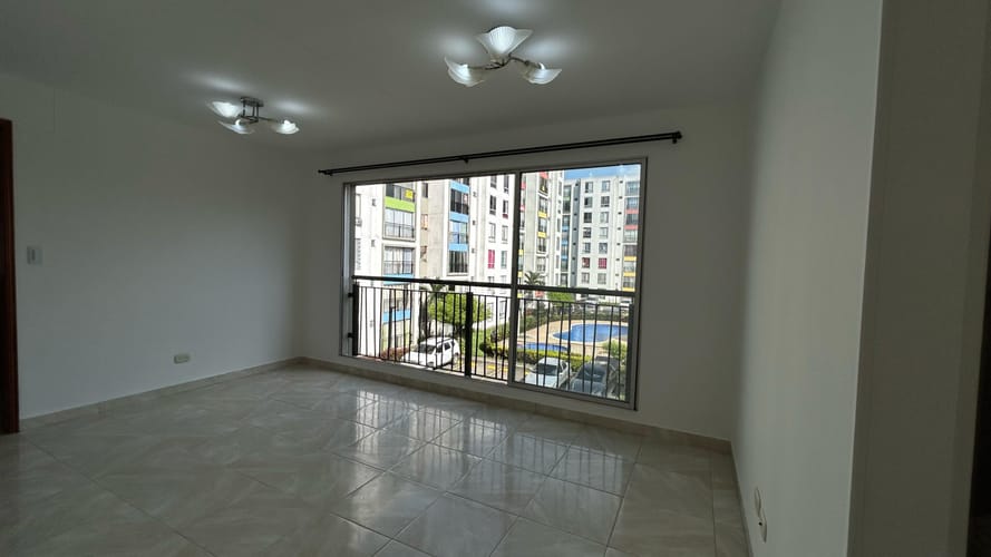 Apartamento de 2 alcobas en arriendo en Caney, Cali, 54 m² · foto 3 de 9