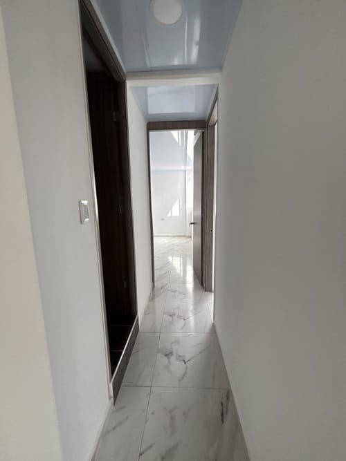 Apartamento de 4 alcobas en venta en El Gallineral, Girón, 159 m² · foto 10 de 22