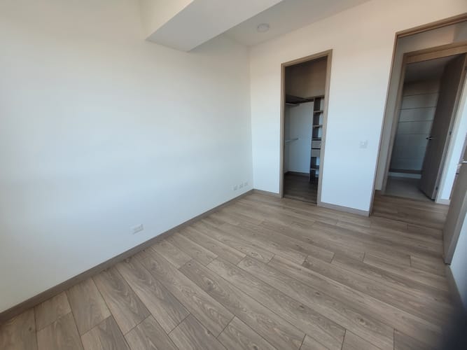 Apartamento de 2 alcobas en venta en El Porvenir, Rionegro, 65 m² · foto 2 de 20