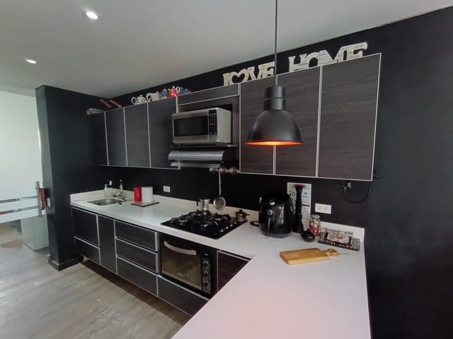 Casa de 3 alcobas en venta en El Porvenir, Rionegro, 162 m² · foto 1 de 14