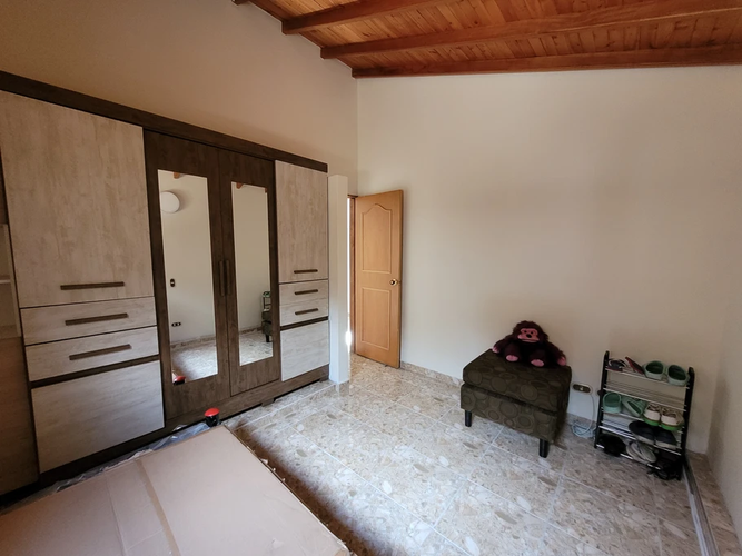 Casa de 3 alcobas en venta en El Porvenir, Rionegro, 174 m² · foto 13 de 17