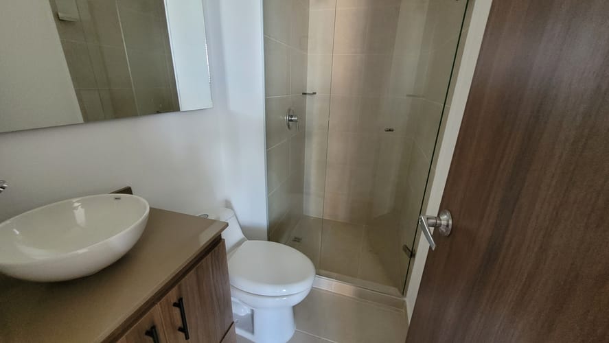 Apartamento de 3 alcobas en venta en La Navarra, Bello, 81 m² · foto 13 de 24