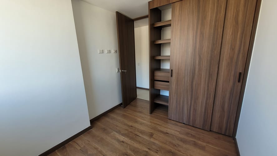 Apartamento de 3 alcobas en venta en La Navarra, Bello, 81 m² · foto 15 de 24