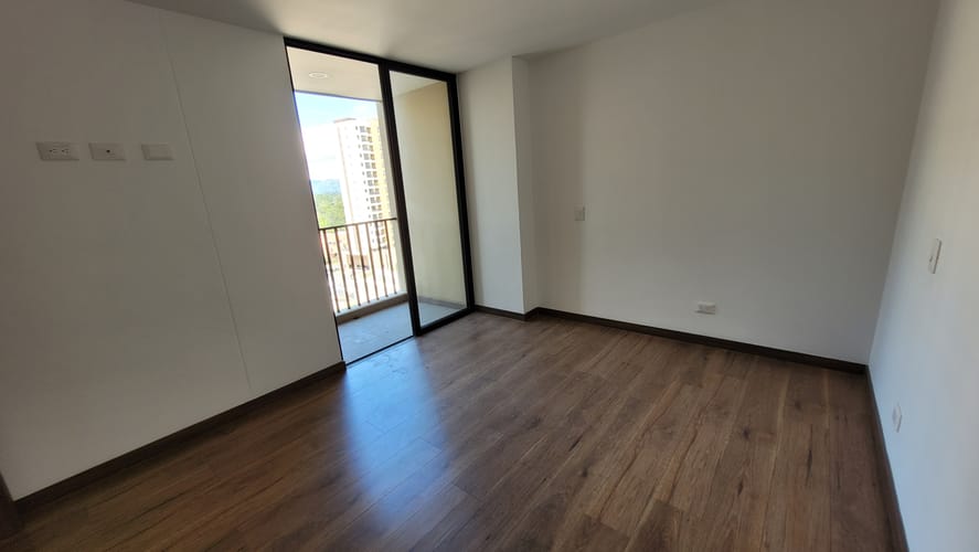 Apartamento de 3 alcobas en venta en La Navarra, Bello, 81 m² · foto 18 de 24