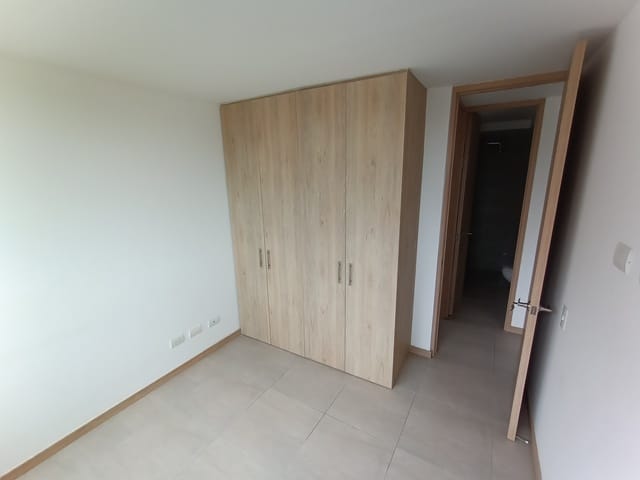 Apartamento de 3 alcobas en venta en El Porvenir, Rionegro, 90 m² · foto 11 de 24