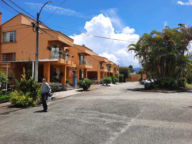 Casa de 3 alcobas en venta en Santa Rosa De Lima, Medellín, 120 m² · foto 3 de 22