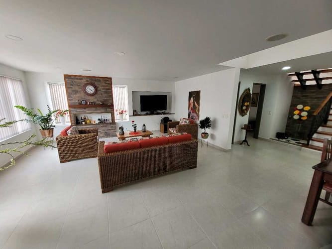 Casa de 3 alcobas en venta en La Ceja, 170 m² · foto 3 de 19