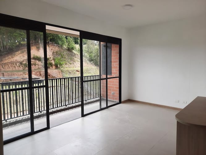 Apartamento de 3 alcobas en venta en El Porvenir, Rionegro, 75 m² · foto 4 de 21