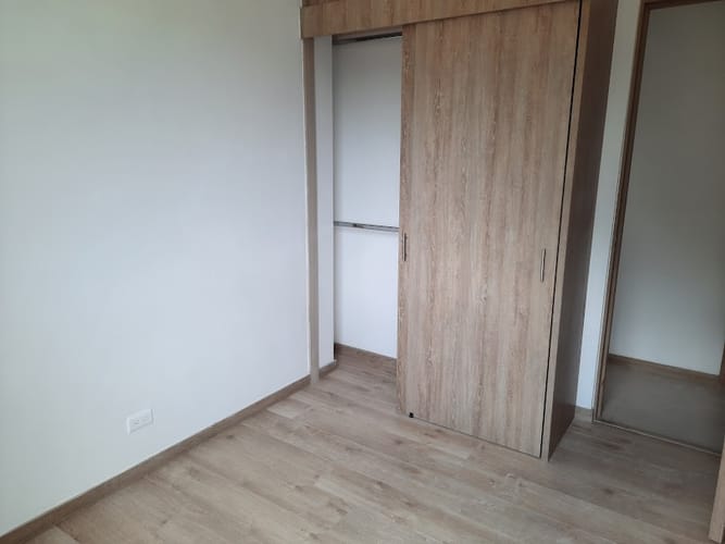 Apartamento de 3 alcobas en venta en El Porvenir, Rionegro, 75 m² · foto 9 de 21