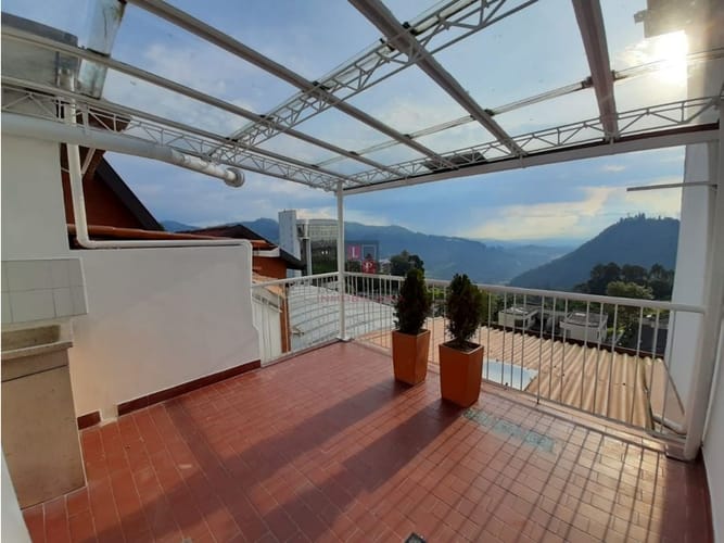 Casa de 4 alcobas en arriendo en Milan, Manizales, 140 m² · foto 23 de 24