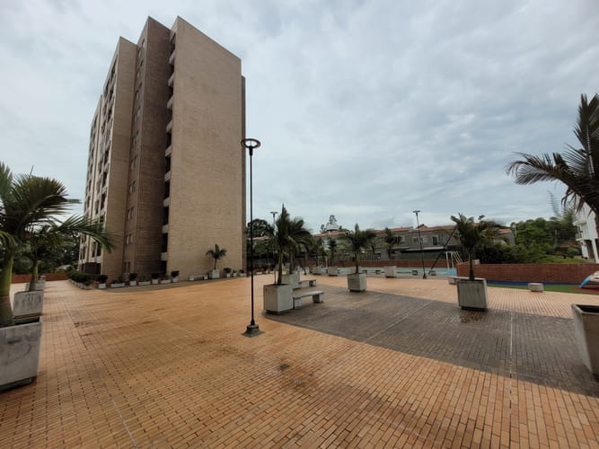Apartamento de 3 alcobas en venta en Manila, Medellín, 89 m² · foto 2 de 23
