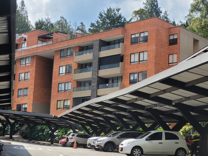Apartaestudio en venta en La Gabriela, Bello, 79 m² · foto 1 de 24