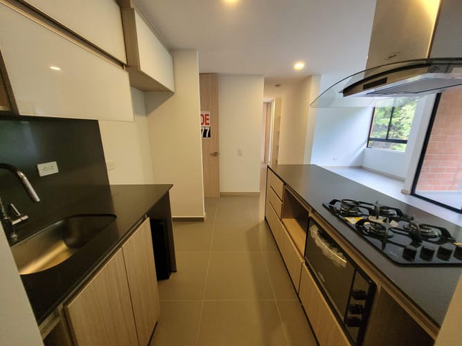 Apartaestudio en venta en La Gabriela, Bello, 79 m² · foto 8 de 24