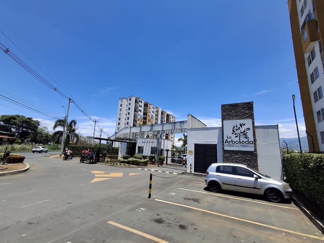 Apartamento de 3 alcobas en arriendo en Parque Natura, Jamundí, 65 m² · foto 1 de 24