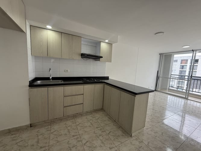 Apartamento de 2 alcobas en arriendo en Zona Industrial, Yumbo, 65 m² · foto 17 de 24