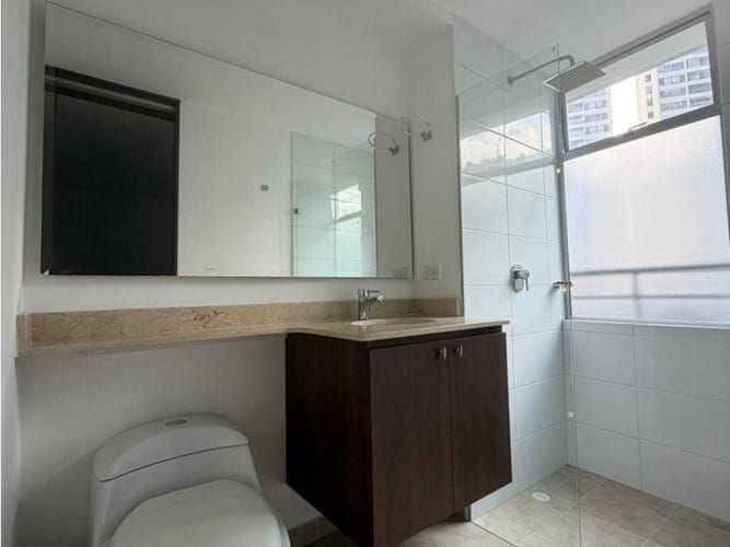 Apartamento de 2 alcobas en arriendo en Asomadera No.2, Medellín, 75 m² · foto 12 de 12