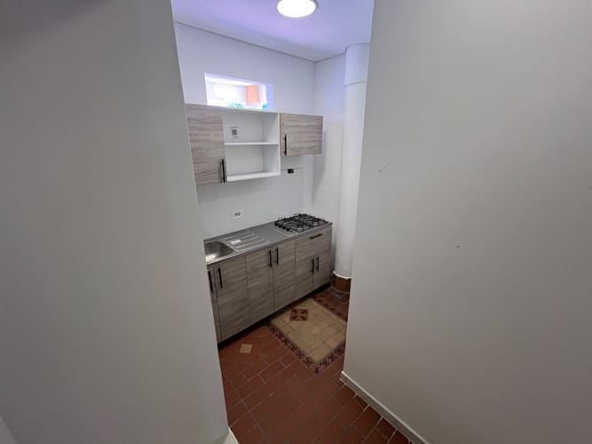 Apartaestudio en arriendo en Prados Del Norte, Cali, 40 m² · foto 8 de 24