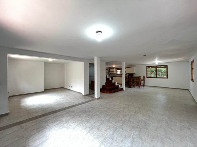 Casa de 3 alcobas en arriendo en El Retiro, 250 m² · foto 2 de 19