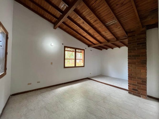 Casa de 3 alcobas en arriendo en El Retiro, 250 m² · foto 12 de 19