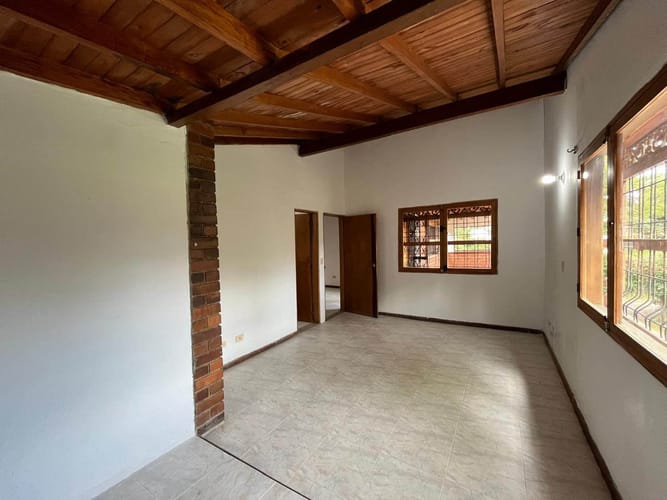Casa de 3 alcobas en arriendo en El Retiro, 250 m² · foto 13 de 19
